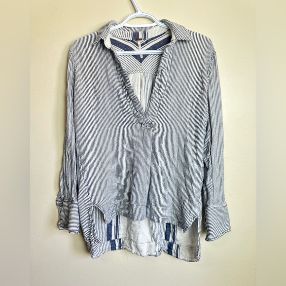Free People Tops - Free People Size XS Black and White Textured Knit Top